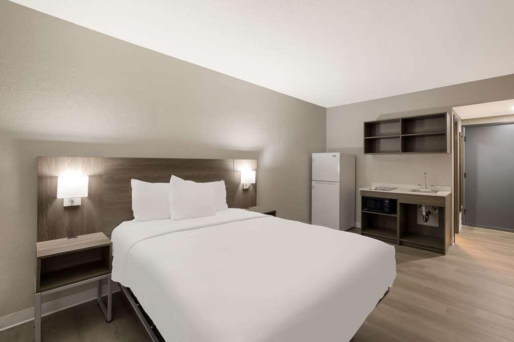 Suburban Studios Milwaukee Airport Δωμάτιο φωτογραφία