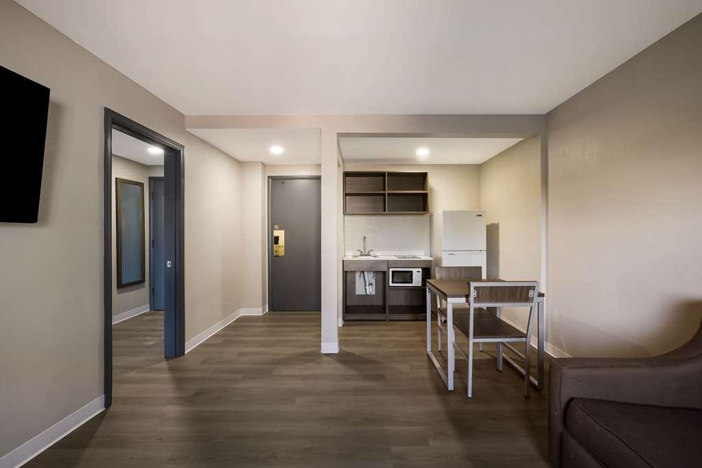 Suburban Studios Milwaukee Airport Δωμάτιο φωτογραφία