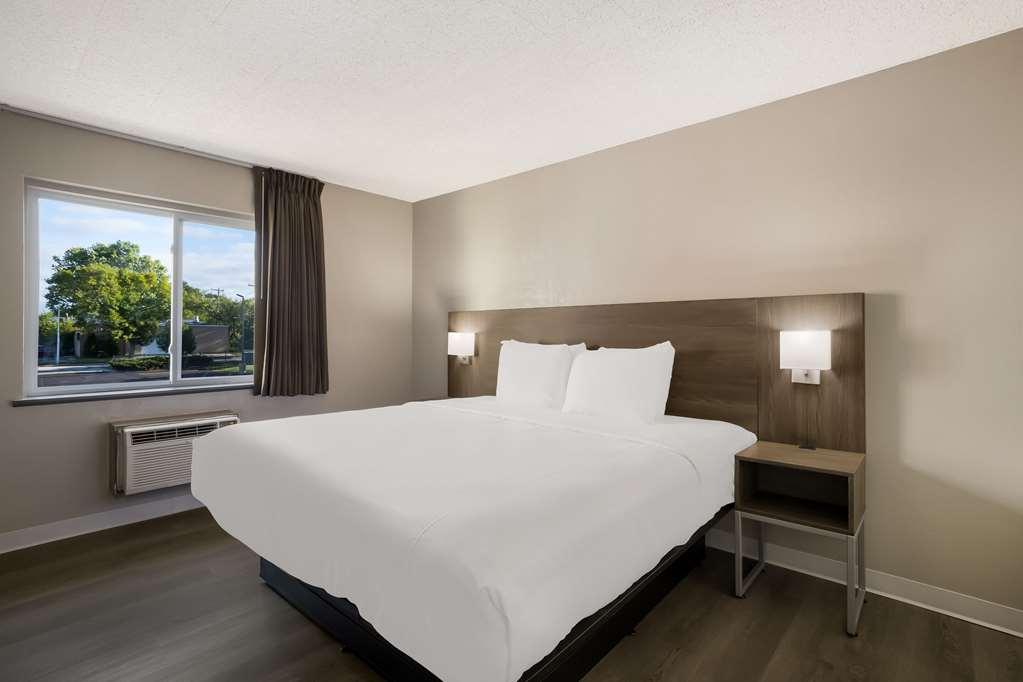 Suburban Studios Milwaukee Airport Δωμάτιο φωτογραφία